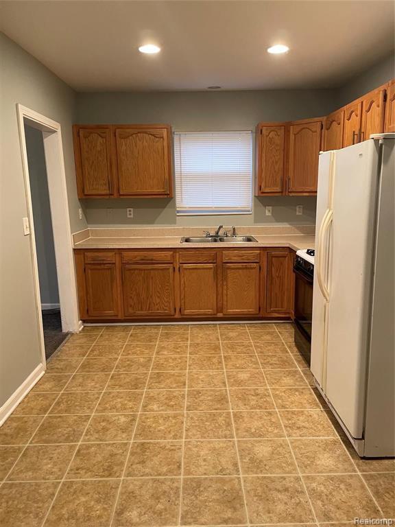 Building Photo - 20735 Bach Ave