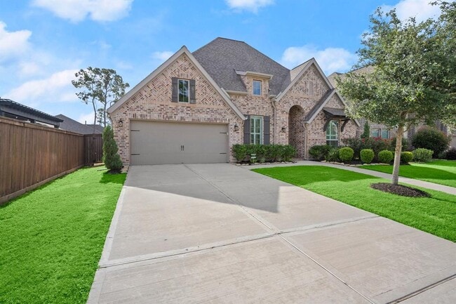 Building Photo - 16711 Arboleda Dr