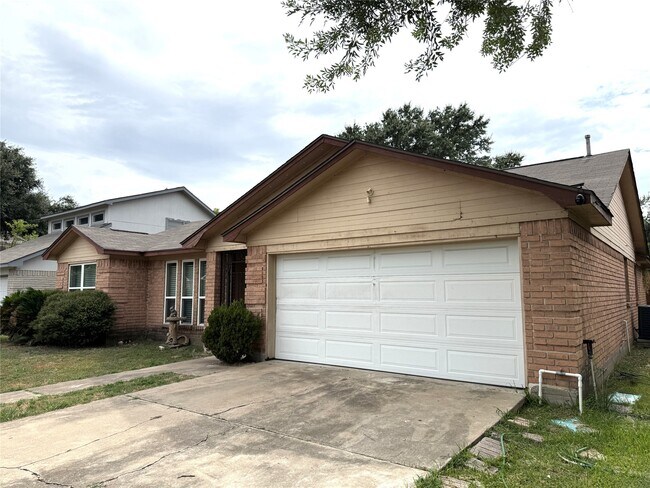 Building Photo - 11611 Stone Bridge Dr