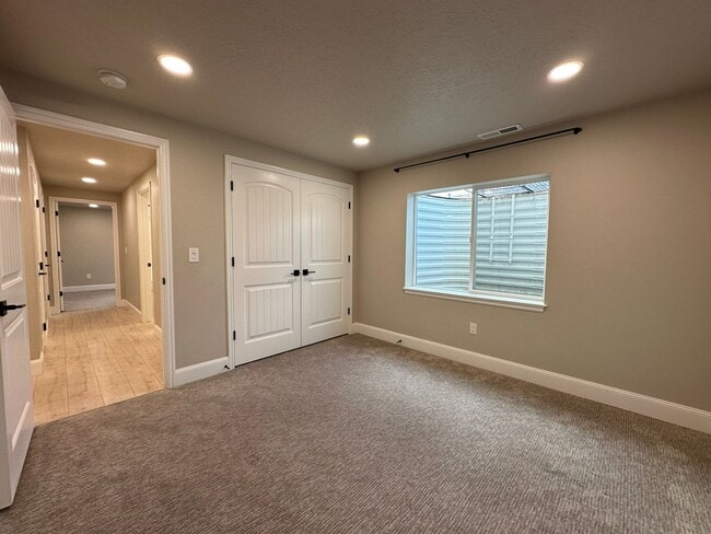 Building Photo - Single Family Home on Ranches Golf Course ...