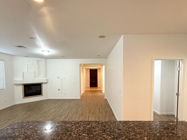 Building Photo - Great single story home 4 beds 3 baths in Henderson