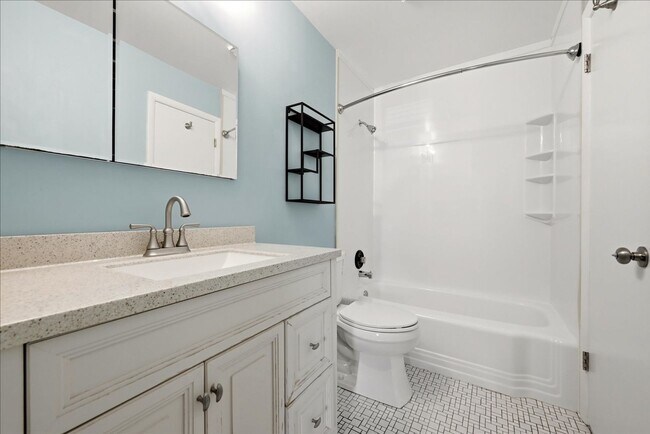 Building Photo - 5481 Saddler Ln