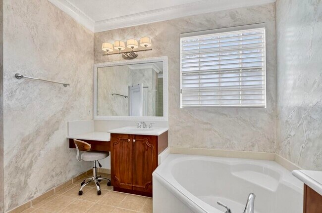 Building Photo - 7879 Monarch Ct