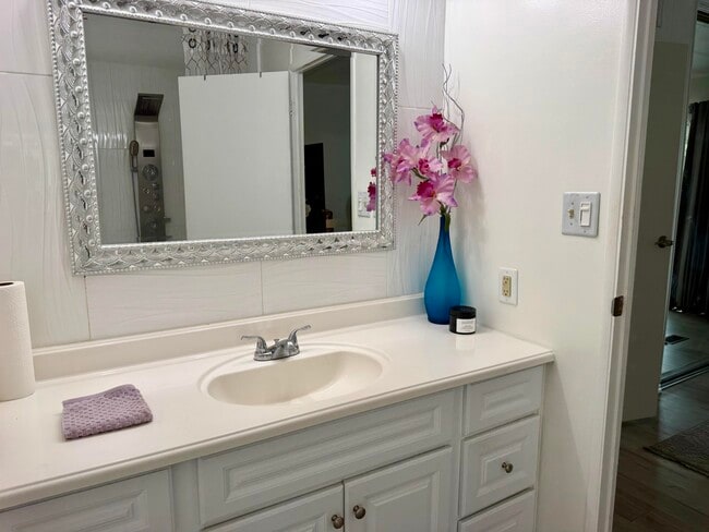 Building Photo - 38890 Desert Greens Dr W