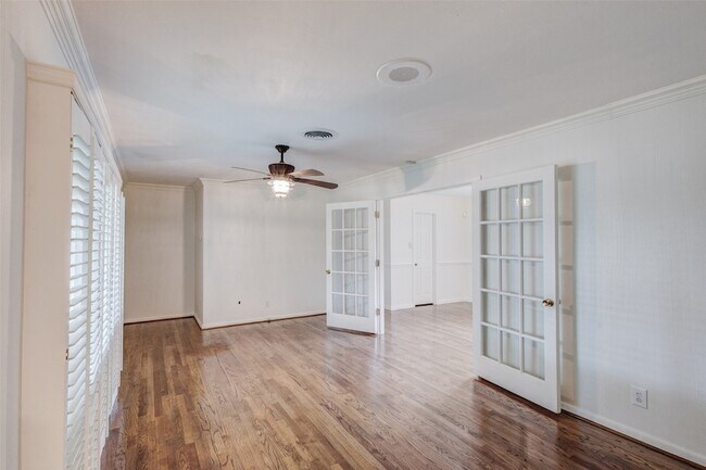 Building Photo - 3263 Bilglade Rd