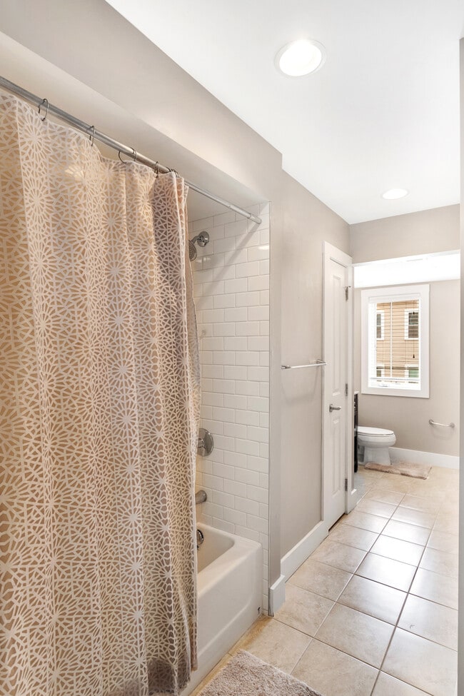 Building Photo - 3433 Ligonier St