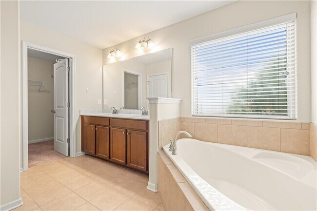 Building Photo - 1545 Buckskin Trail