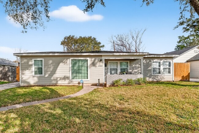 Building Photo - 4907 Marietta Ln