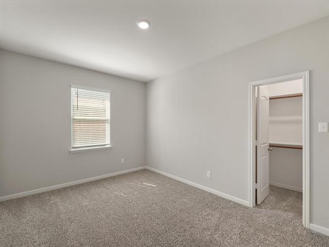 Building Photo - 2113 Erlinda Dr