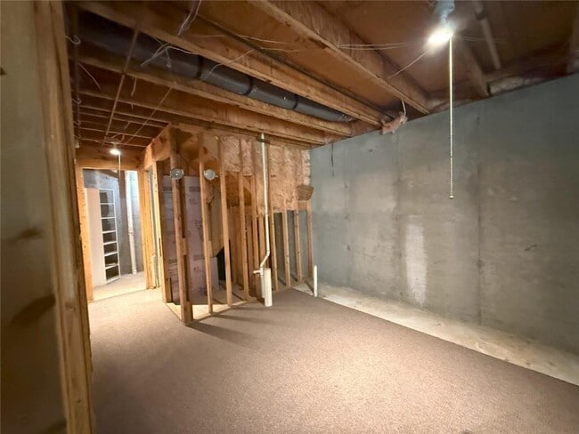Building Photo - 290 Sweetwater Trce