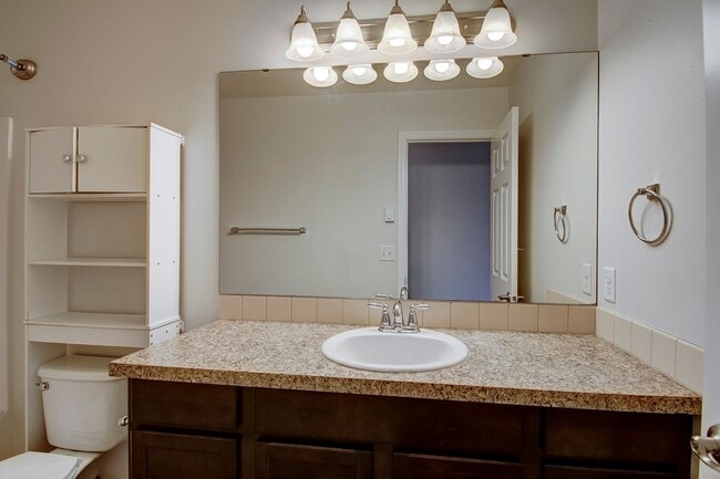 Building Photo - 3 Bed 2 Bath home in Rolling Hills