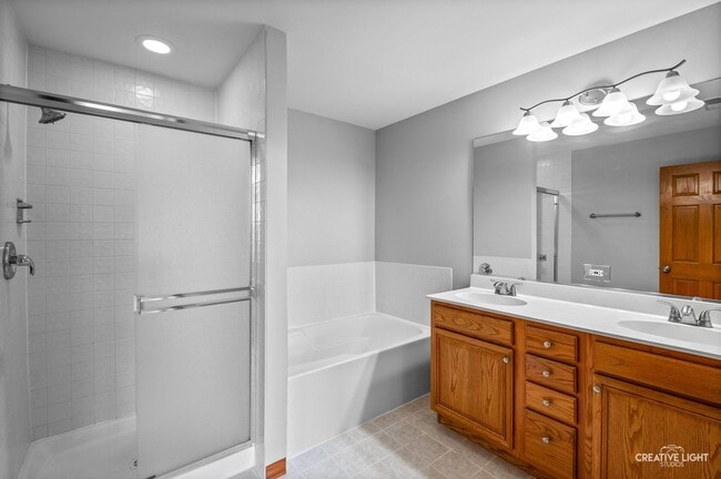 Building Photo - 3309 Cool Springs Ct