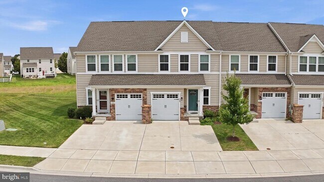 Building Photo - 529 Swansea Dr