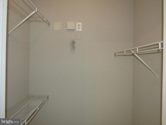 Building Photo - 1570 Spring Gate Dr.