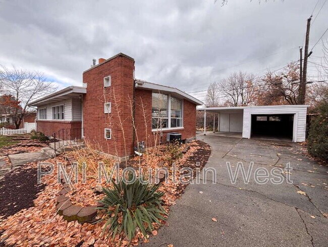 Building Photo - 481 E 2875 N