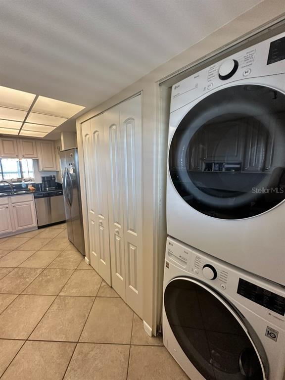 Building Photo - 401 150th Ave