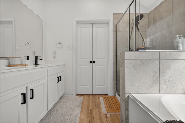 Building Photo - 3106 Hidden Grange Dr