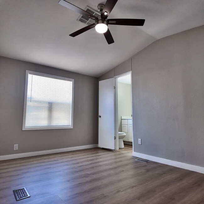Building Photo - Updated 3-Bed, 2-Bath Home in Active 55+ C...