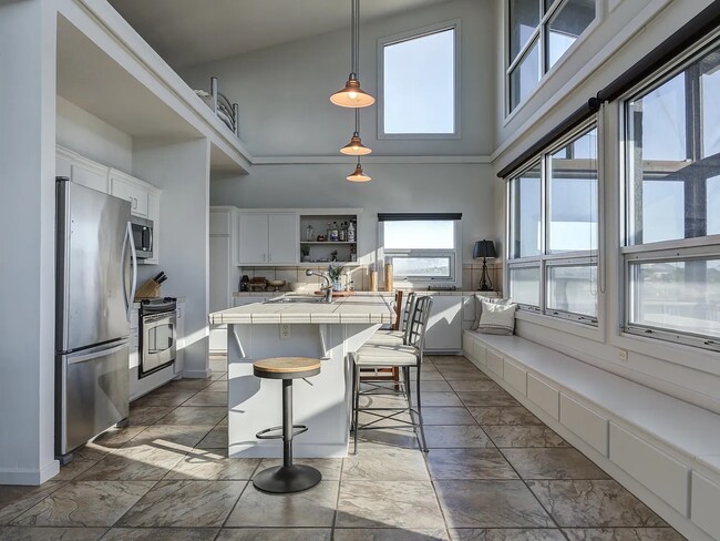 Building Photo - 46 Bonita Vista Dr