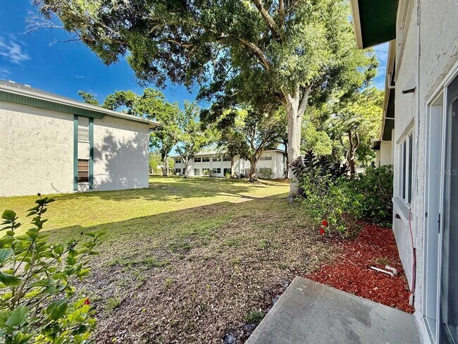 Building Photo - 7560 92nd St