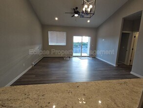 Building Photo - 517 Washington Ave