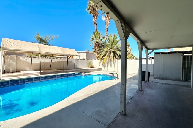 Building Photo - 4067 Arrowood Dr