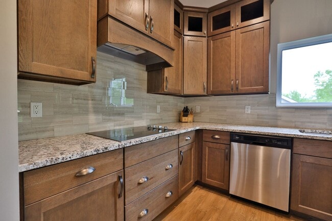 Building Photo - Gorgeous 3 Bedroom Home in Edwardsville