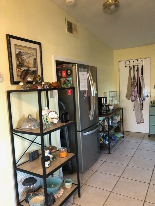 Building Photo - Lovely 2 Bedroom /2 Bath Home in St Cloud