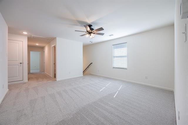 Building Photo - 5953 Sahara Dr