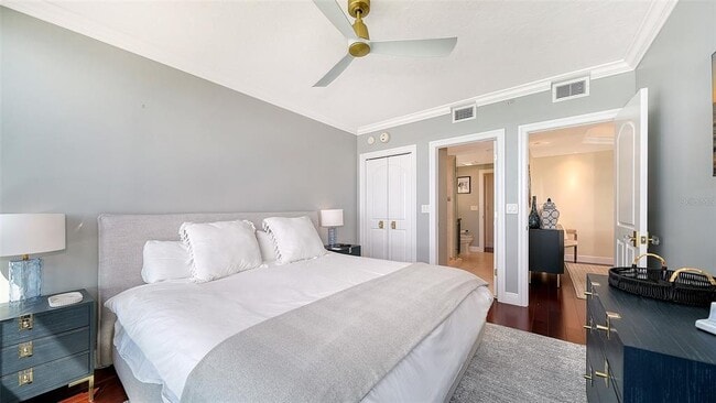 Building Photo - 575 Sanctuary Dr