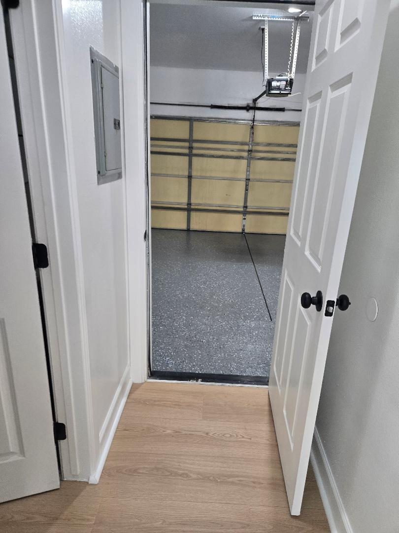 Building Photo - 418 E Hardy St