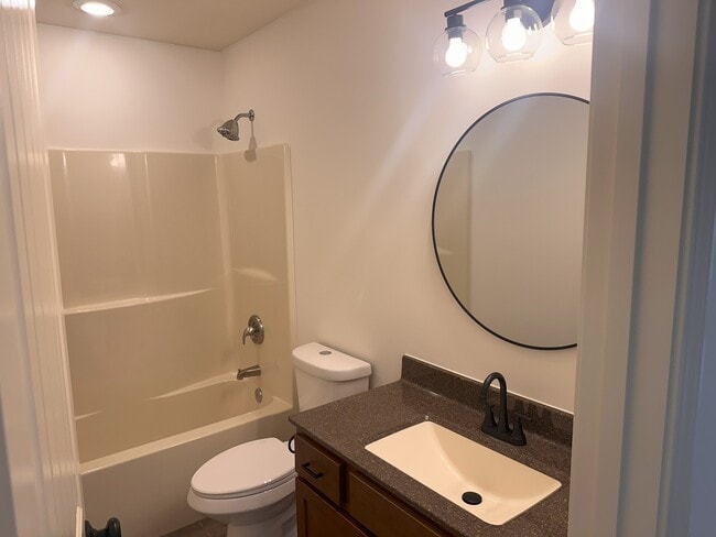 Building Photo - 5004 Whitefish Ct