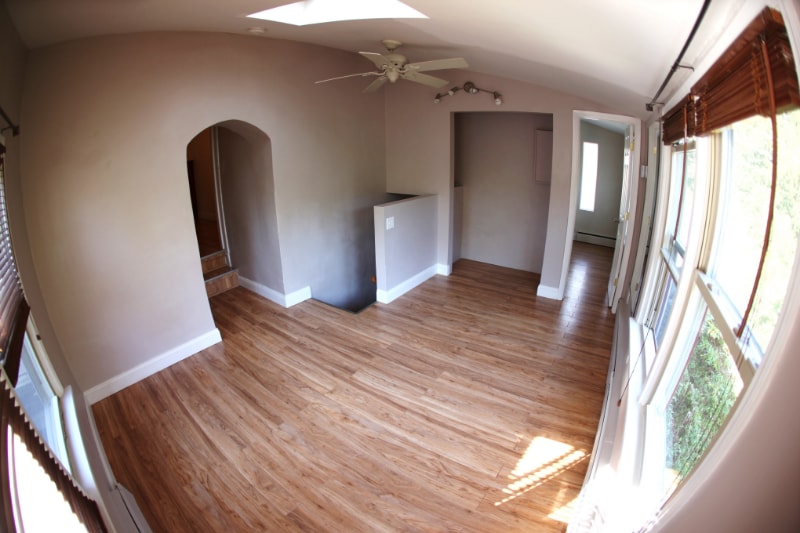 Building Photo - 1081 Creek Rd