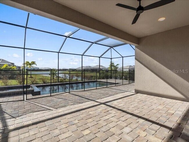 Building Photo - 15254 Sea Salt Wy