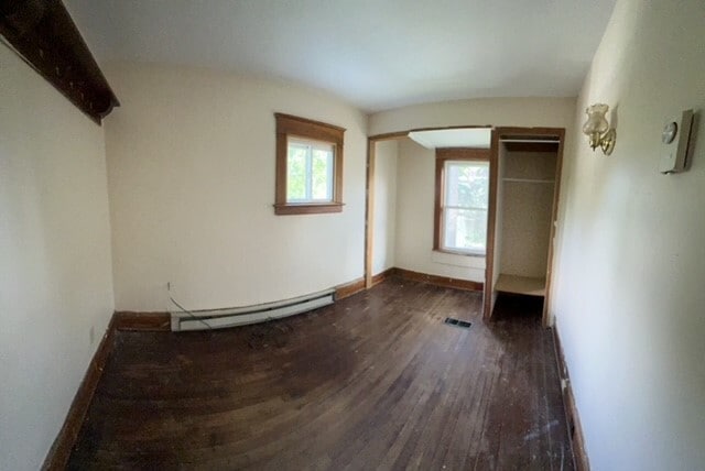 Building Photo - 15 Isham St