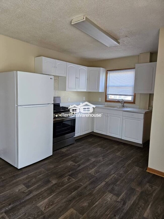 Building Photo - 3 Bedroom Ranch for Rent