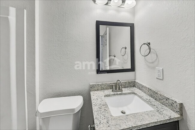Building Photo - 150 Texas Thistle