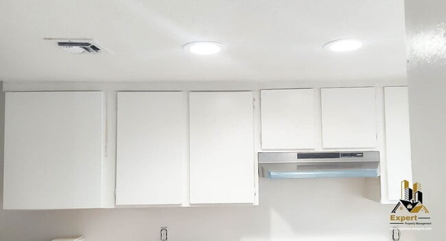 Building Photo - 5673 Odea Dr