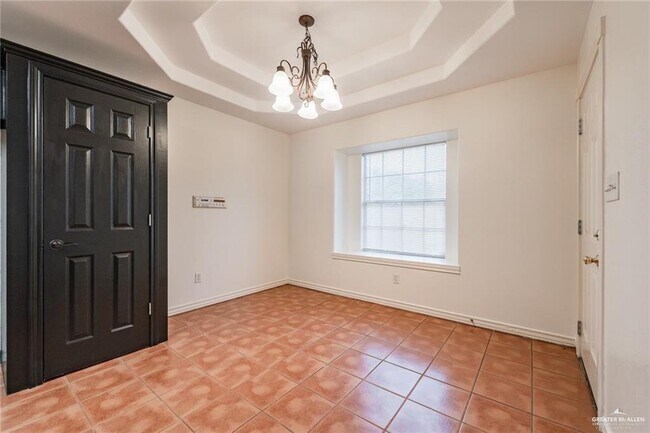 Building Photo - 18 N 30th St