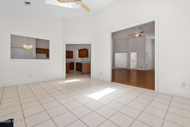 Building Photo - 943 Sandpiper Bay Dr SW