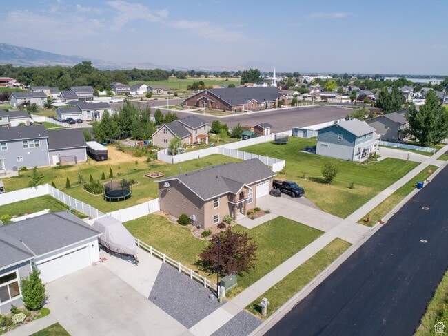 Building Photo - 3261 S 1500 W