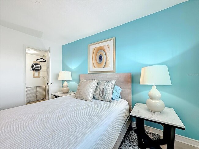 Building Photo - 400 64th Ave