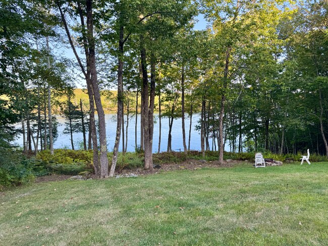 Building Photo - 5 Bracken Ln