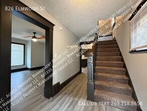 Building Photo - 826 Elmwood St