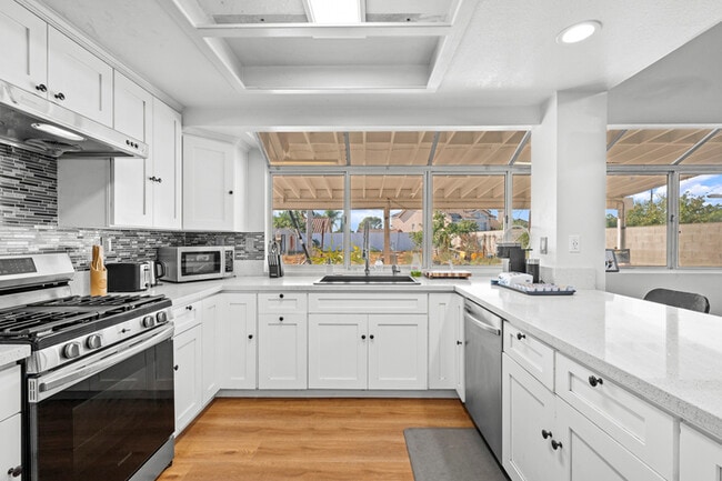 Building Photo - 1519 Walnut Ave