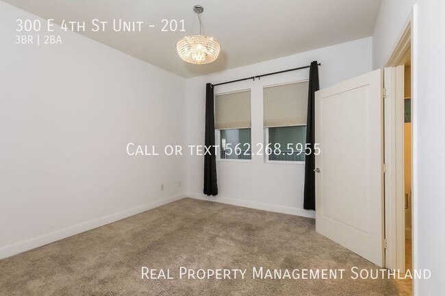 Building Photo - Spacious Condo in Downtown Long Beach!