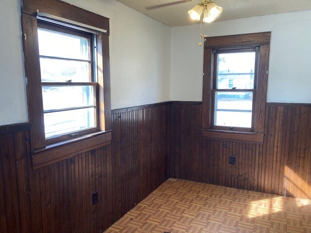 Building Photo - 1324 N Greenwich St