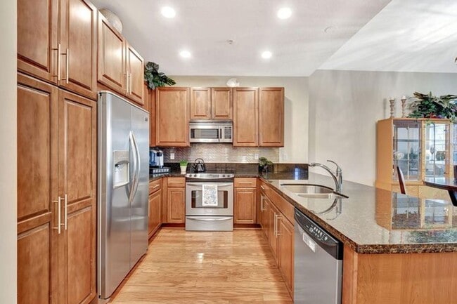 Building Photo - 3120 E Latitude Cir