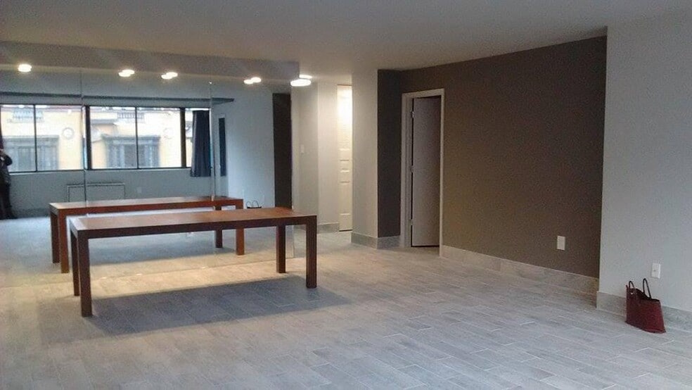 Building Photo - 1325 18th St NW