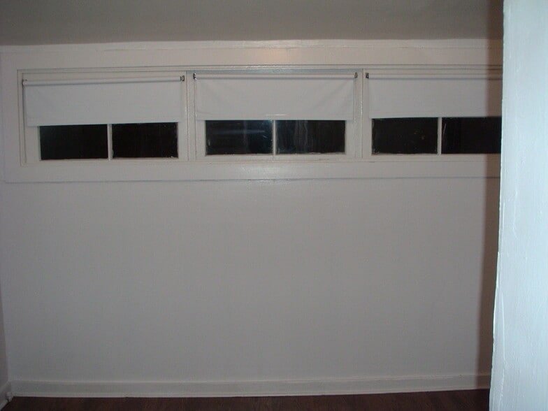 Building Photo - 512 14th St